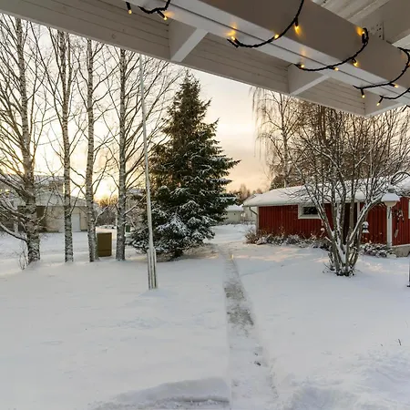 Spacious Lapland Vacation With Private Sauna & Lappish Fire Hut Apartamento *