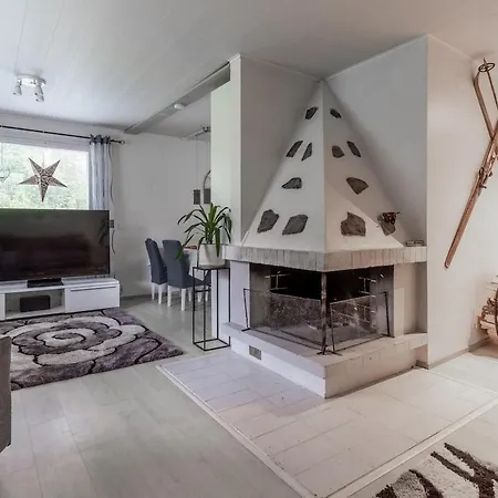 Apartamento Spacious Lapland Vacation With Private Sauna & Lappish Fire Hut *