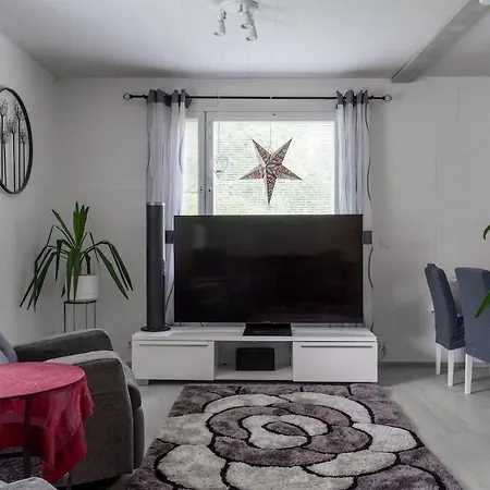 Spacious Lapland Vacation With Private Sauna & Lappish Fire Hut Rovaniemi