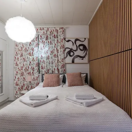 Spacious Lapland Vacation With Private Sauna & Lappish Fire Hut شقة روفانييمي