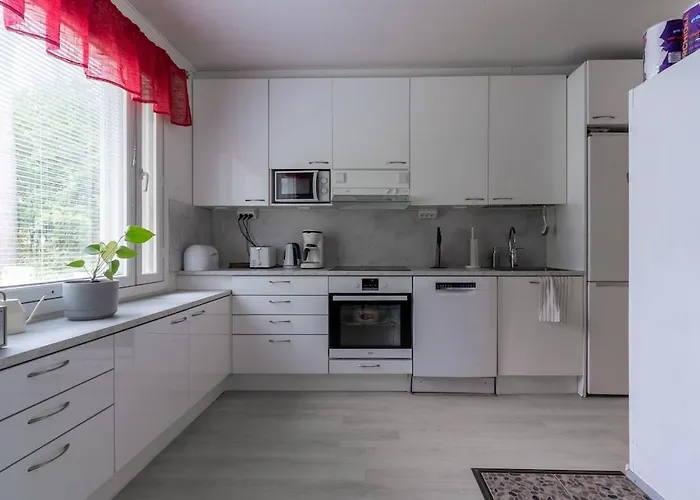 Spacious Lapland Vacation With Private Sauna & Lappish Fire Hut Daire