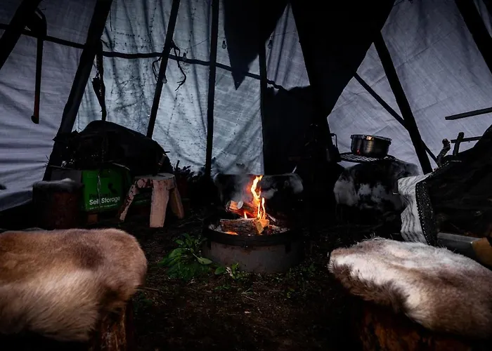 Apartamento Spacious Lapland Vacation With Private Sauna & Lappish Fire Hut *