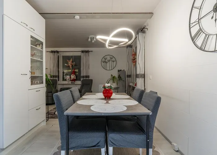 Spacious Lapland Vacation With Private Sauna & Lappish Fire Hut Rovaniemi